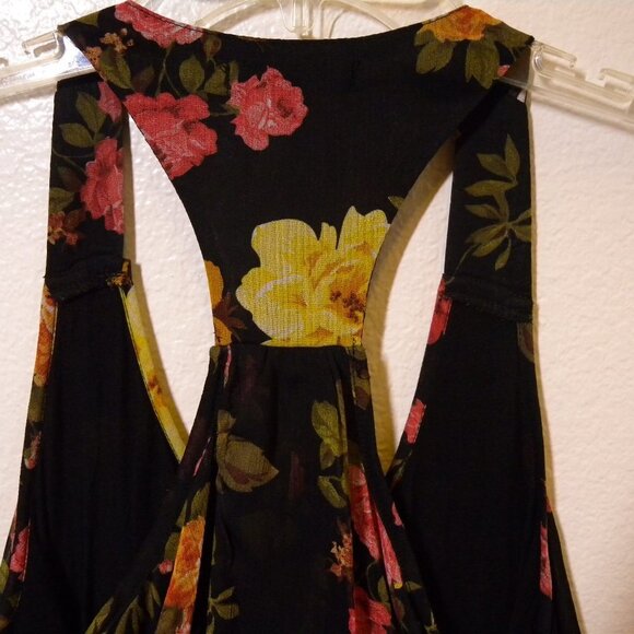 Ambience sheer lined floral sleevless top - Picture 8 of 8